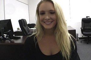 jizzwwww泰国美女和黑人jizzgggg